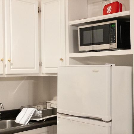 Heart Of Mtr For Memorable Experience 7Minmetro 2 Backyard Fully Equipped Villa Montreal Ngoại thất bức ảnh